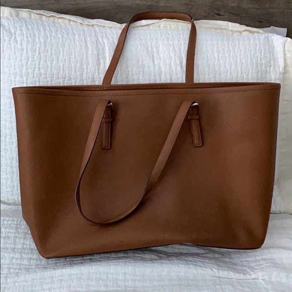 Michael Kors Tote Bag - Picture 4 of 15